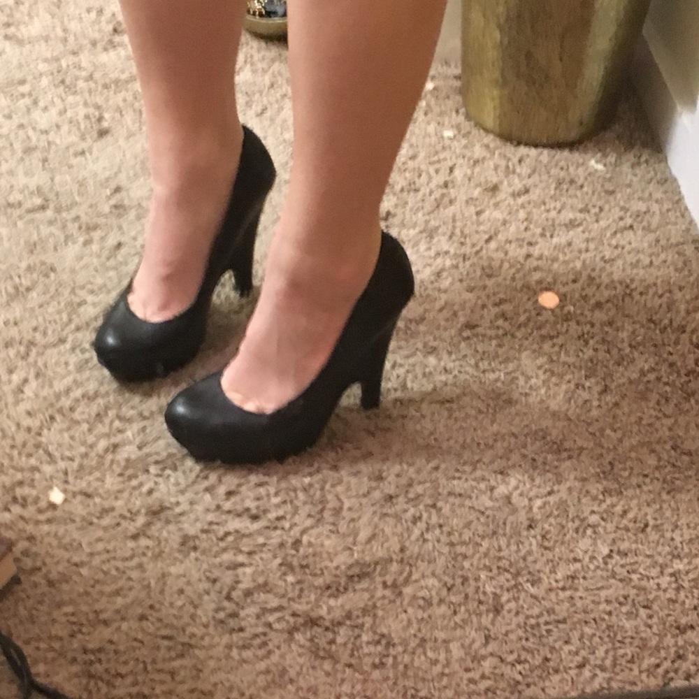BAMBOO Black high heels